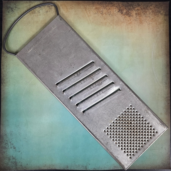 Vintage Rustic Kitchen Utensil | Rapid Slaw and Vegetable Cutter | Bluffton, OH - Picture 5 of 8